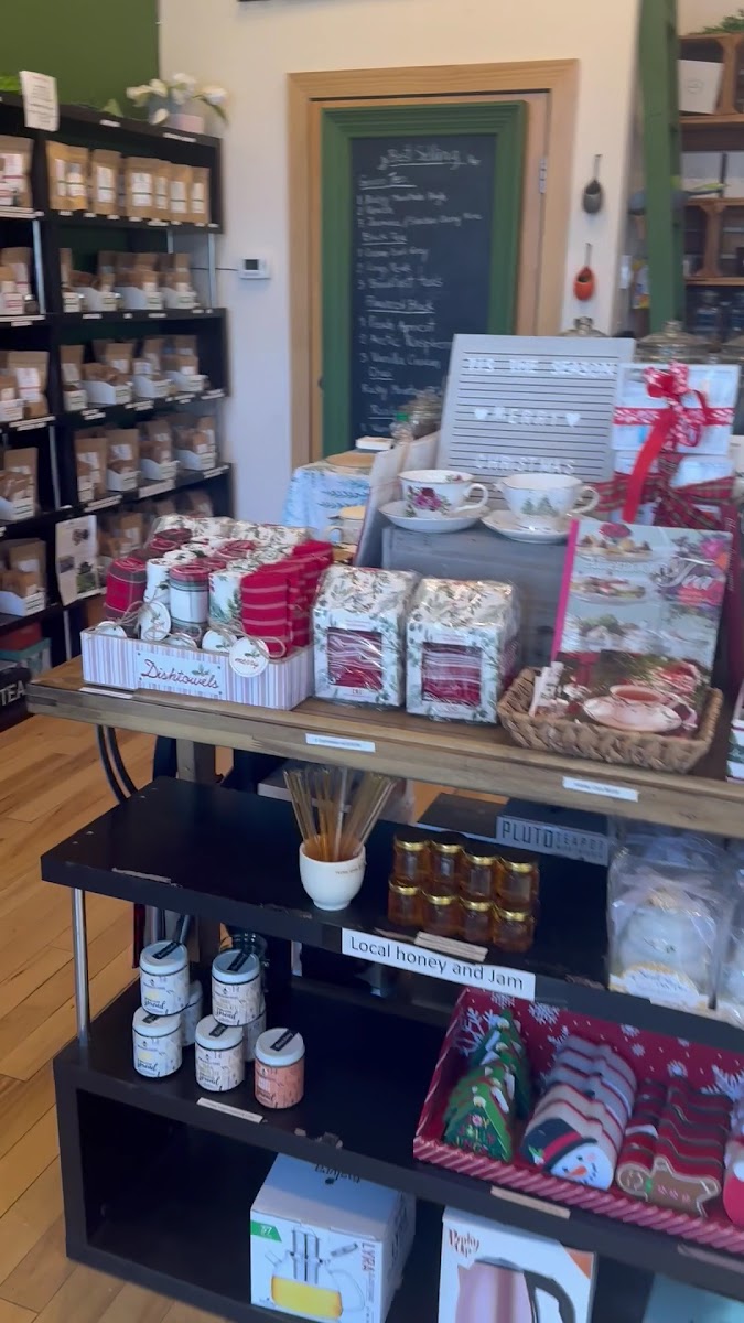 Rocky Mountain Serenitea (Tea Shop)